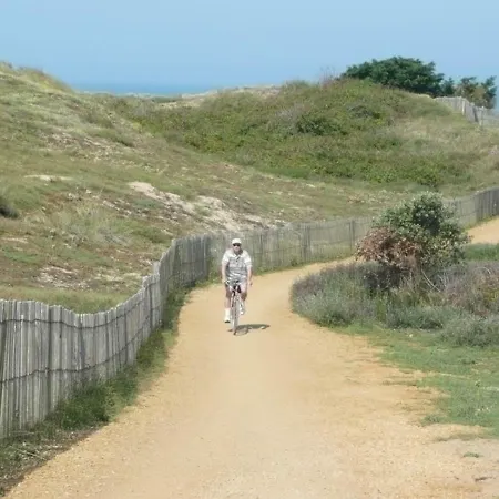 House 500m Plage Du Marais Girard Avec Jardinet Clos 5 Couchages Σπίτι διακοπών *